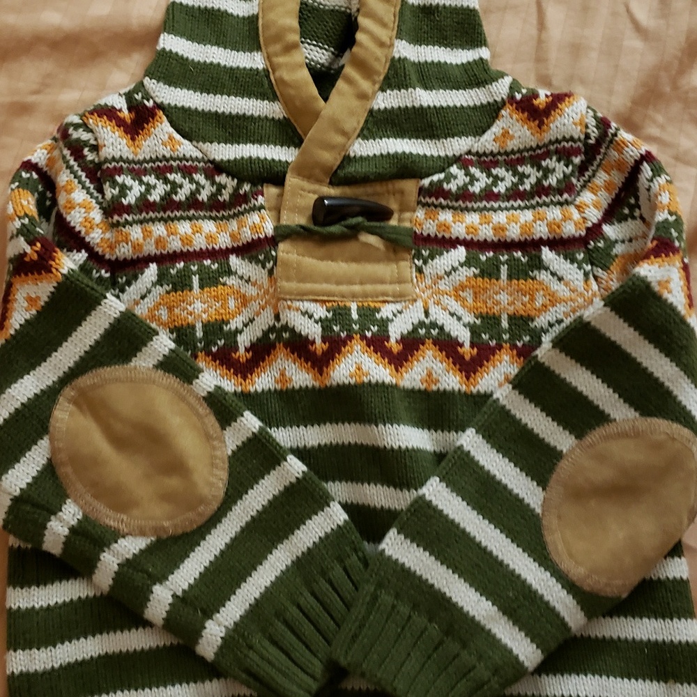 skyr hooded sweater